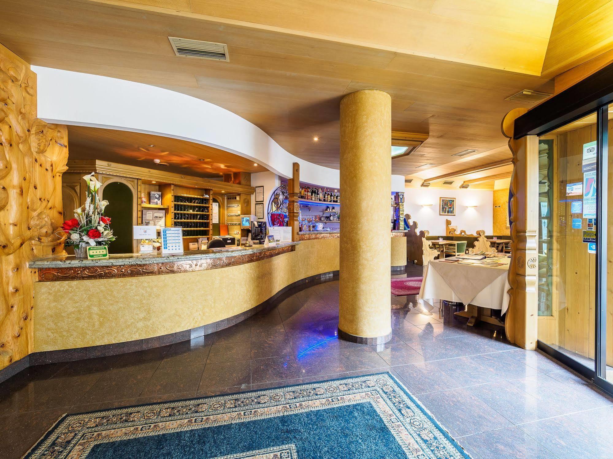 Hotel Santanton Bormio Esterno foto