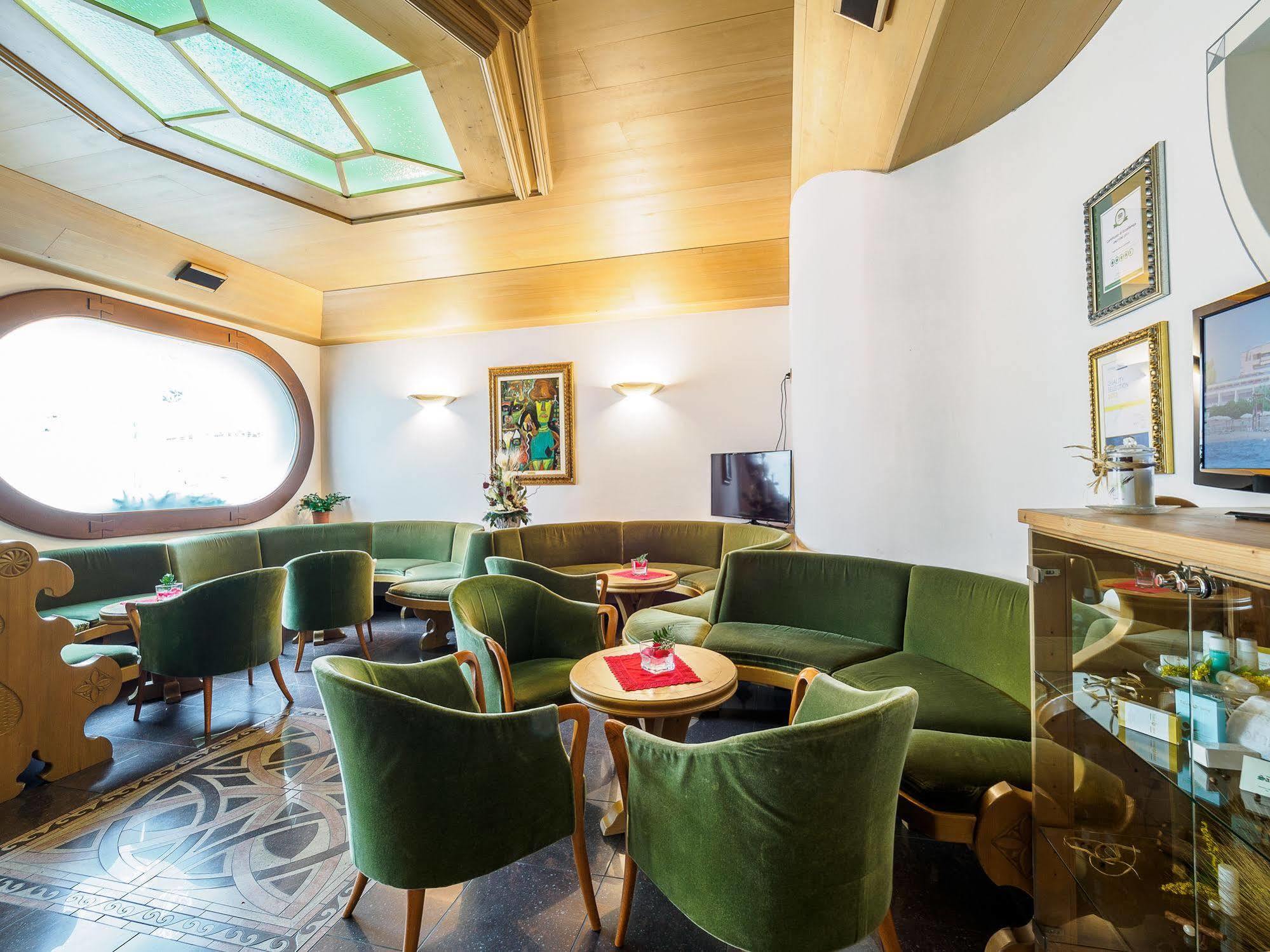 Hotel Santanton Bormio Esterno foto