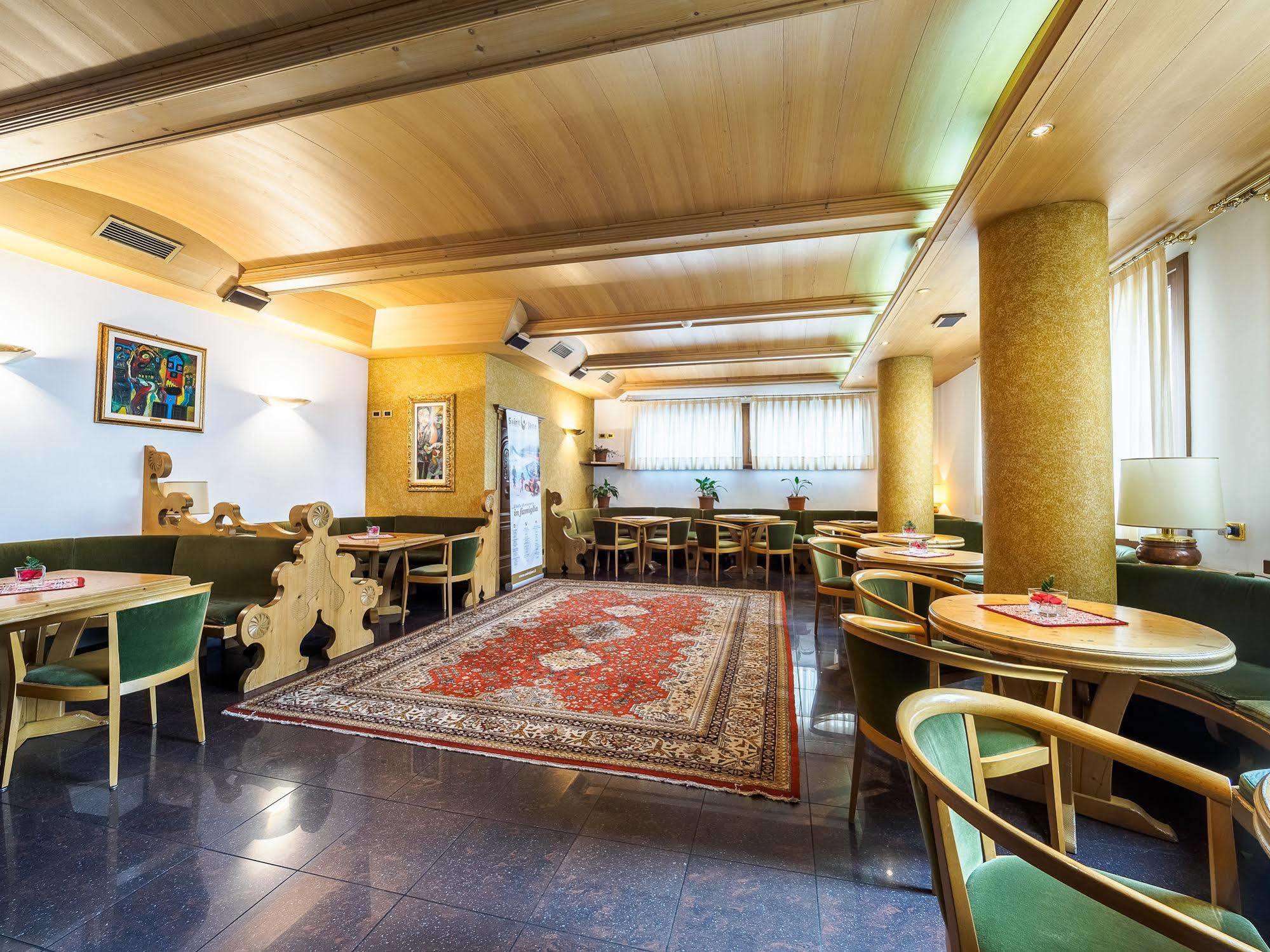 Hotel Santanton Bormio Esterno foto