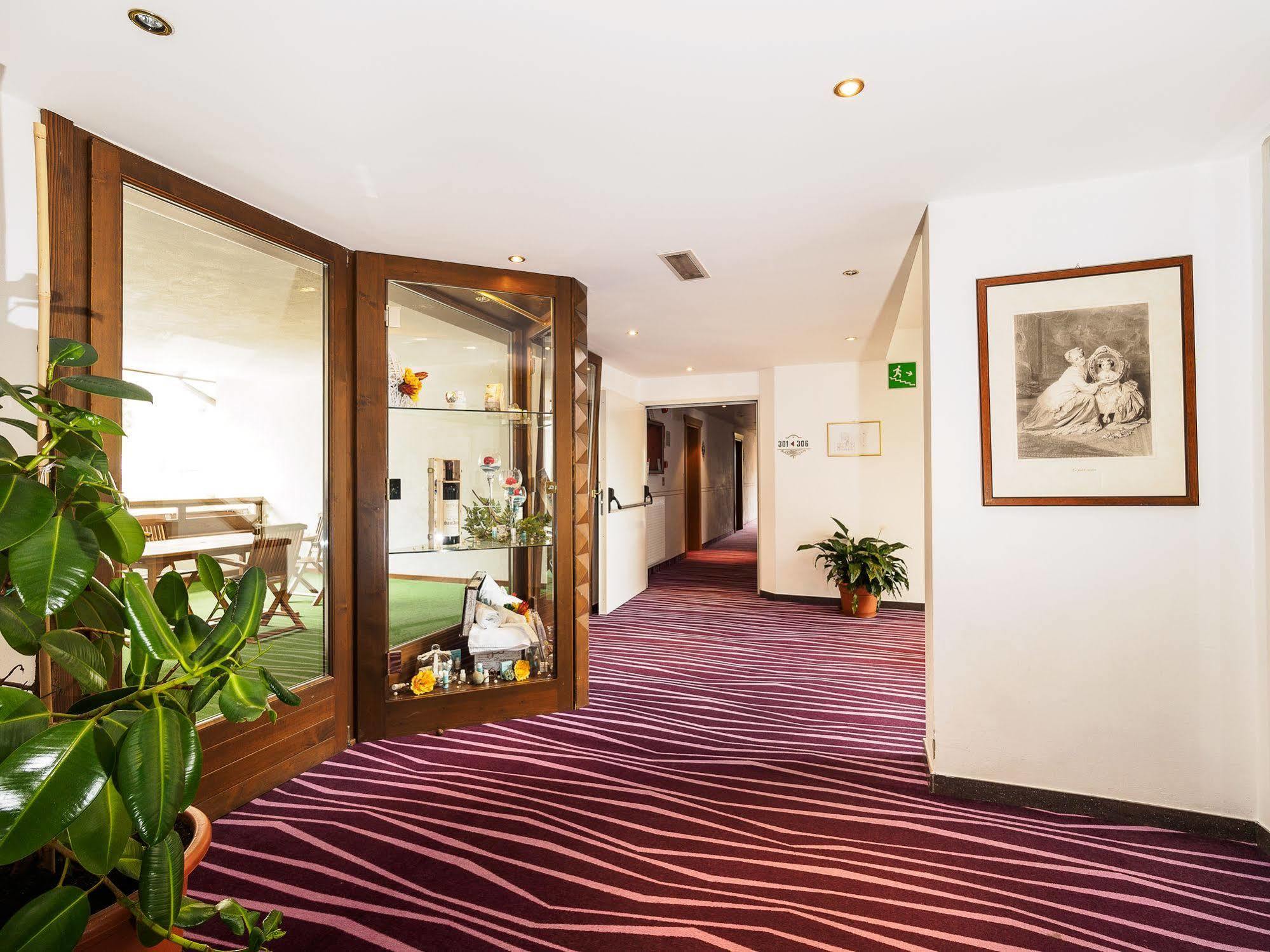 Hotel Santanton Bormio Esterno foto