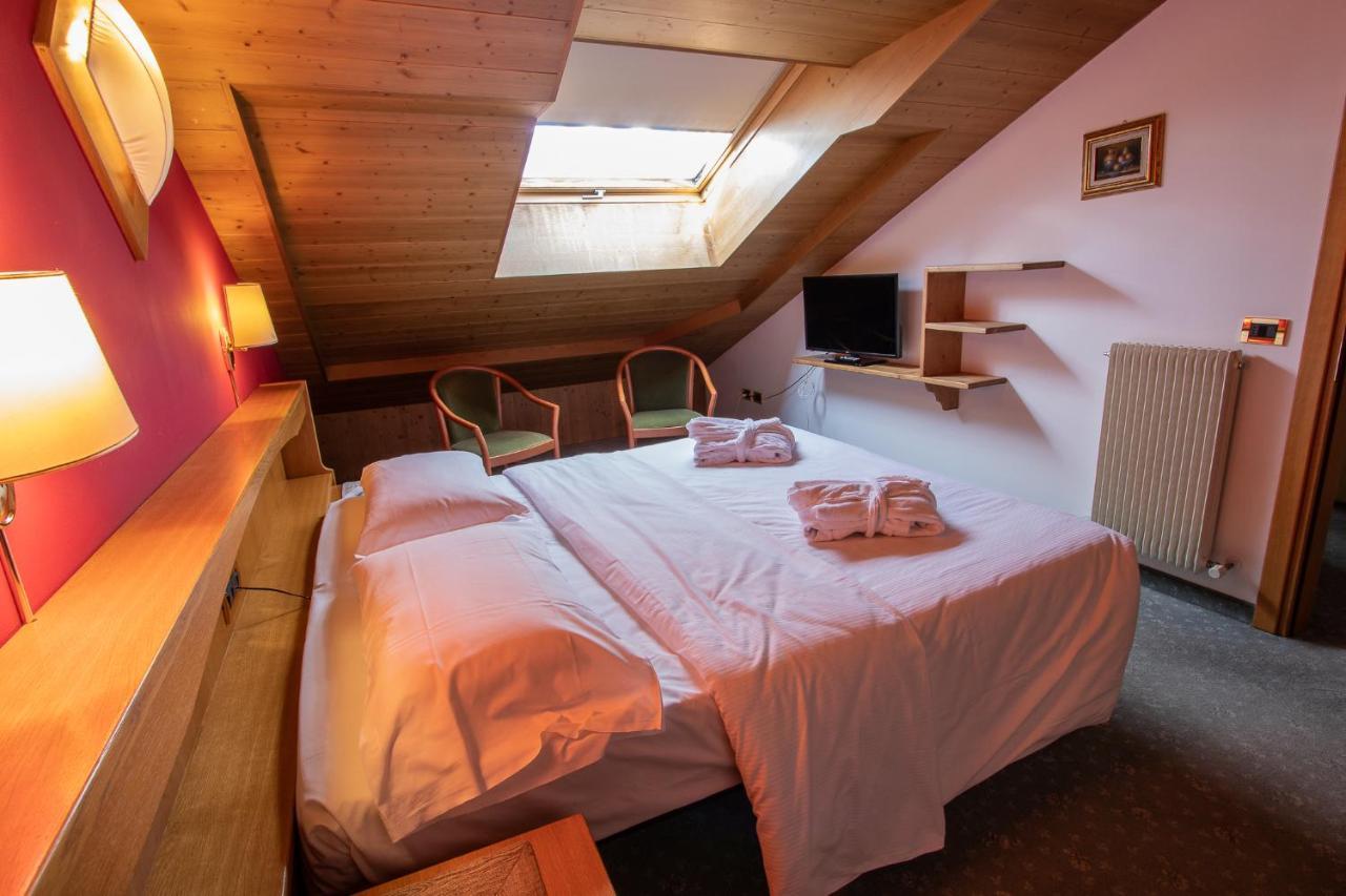 Hotel Santanton Bormio Esterno foto