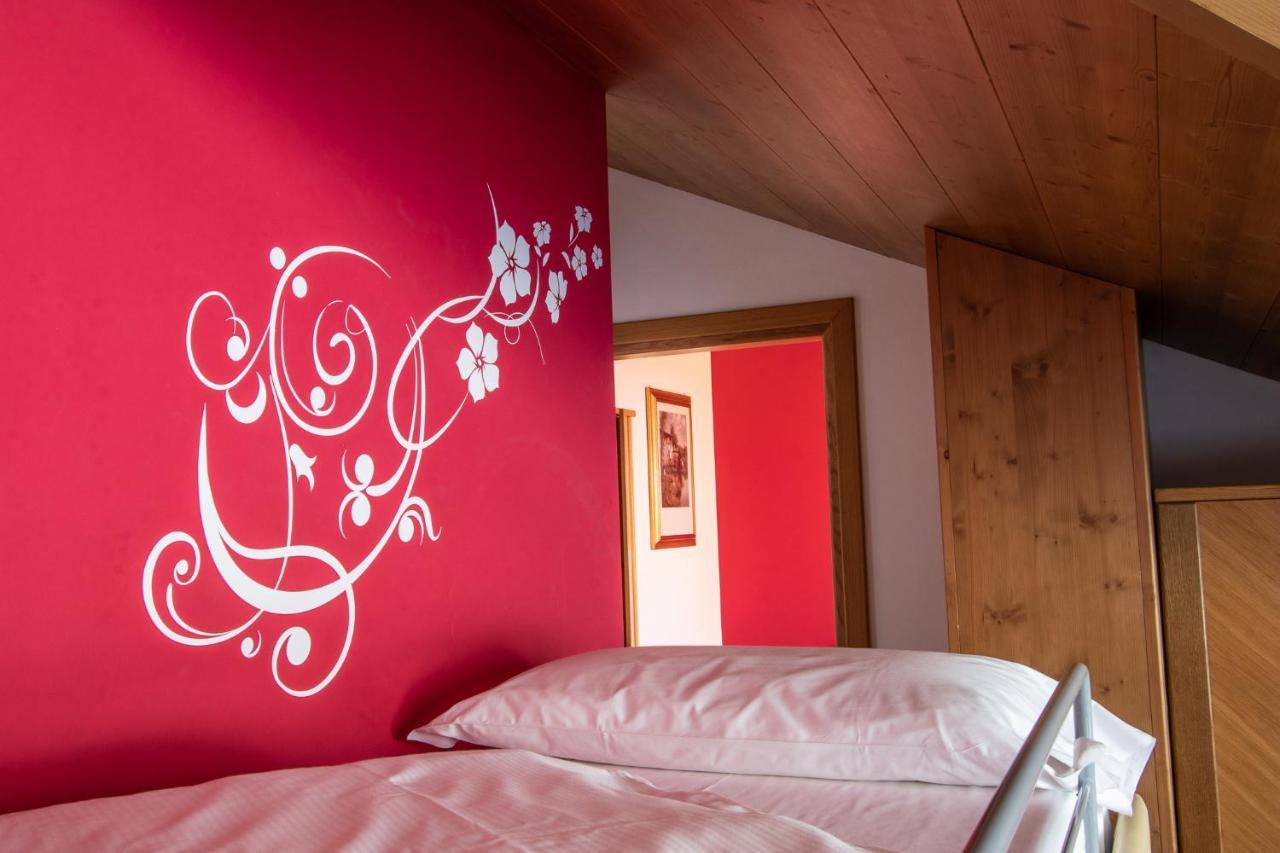 Hotel Santanton Bormio Esterno foto